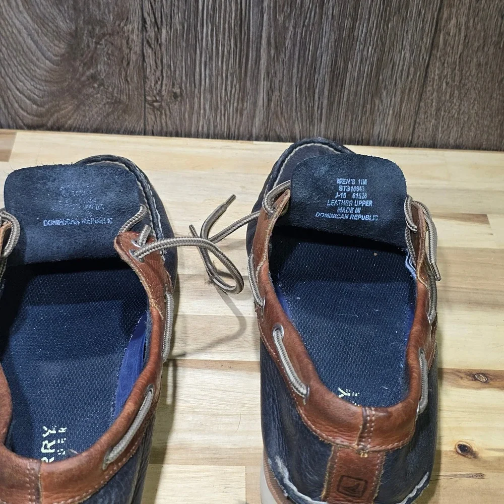 Sperry Top-Sider Billfish 3-Eye Boat Shoe‎ Men 11M Navy Brown Leather